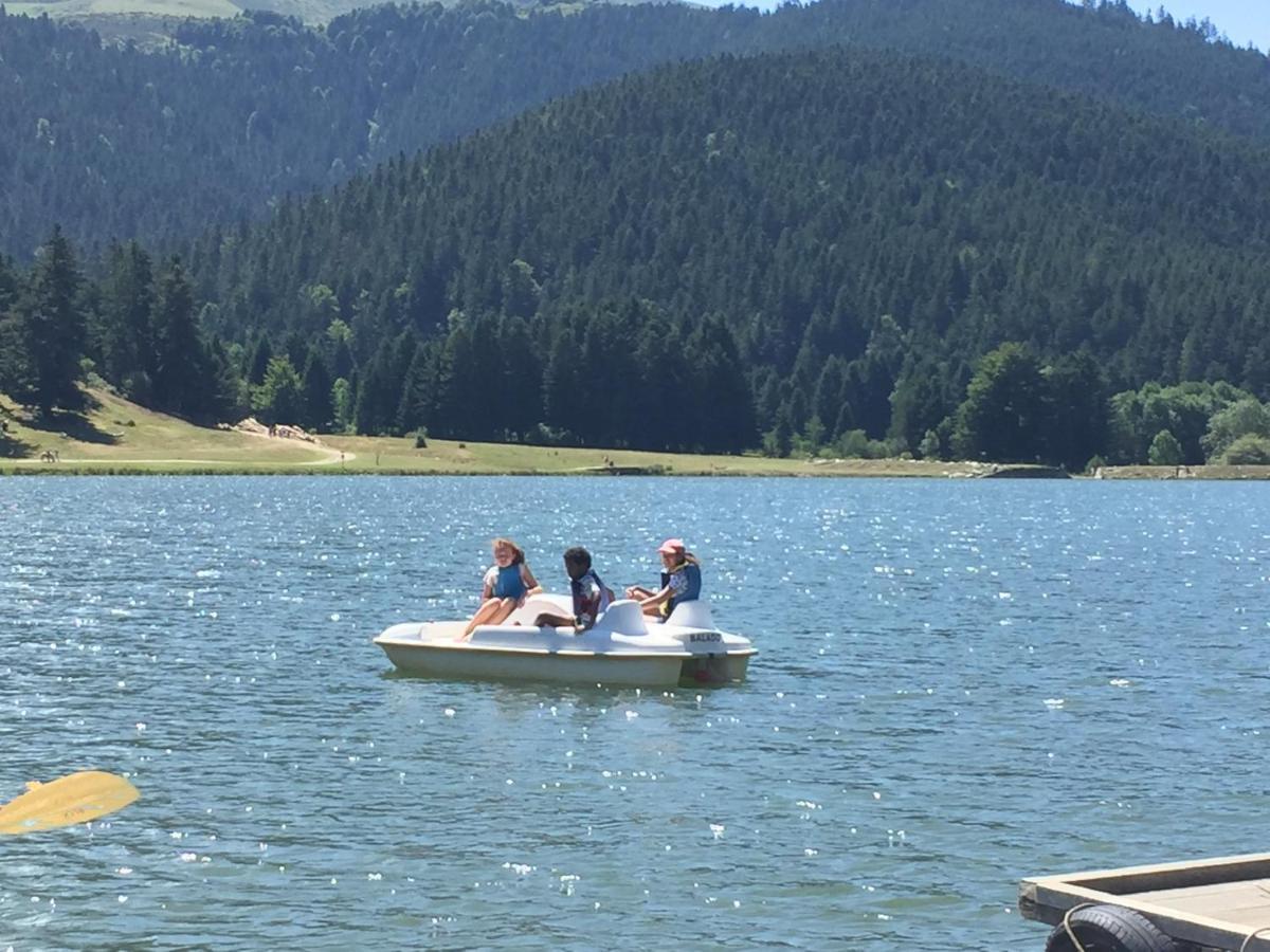 Gîte chaleureux au lac de Payolle Campan Extérieur photo